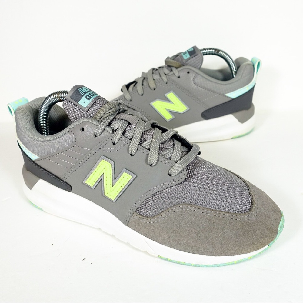 New Balance 009 running casual shoes sz 6.5